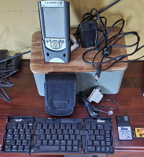 Compaq vintage ipaq - pocket, pc
